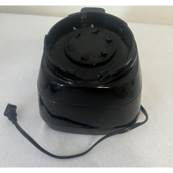 BLACK &‎ DECKER FP1700B Food Processor (Base Motor) REPLACEMENT PART ONLY - Picture 2 of 2